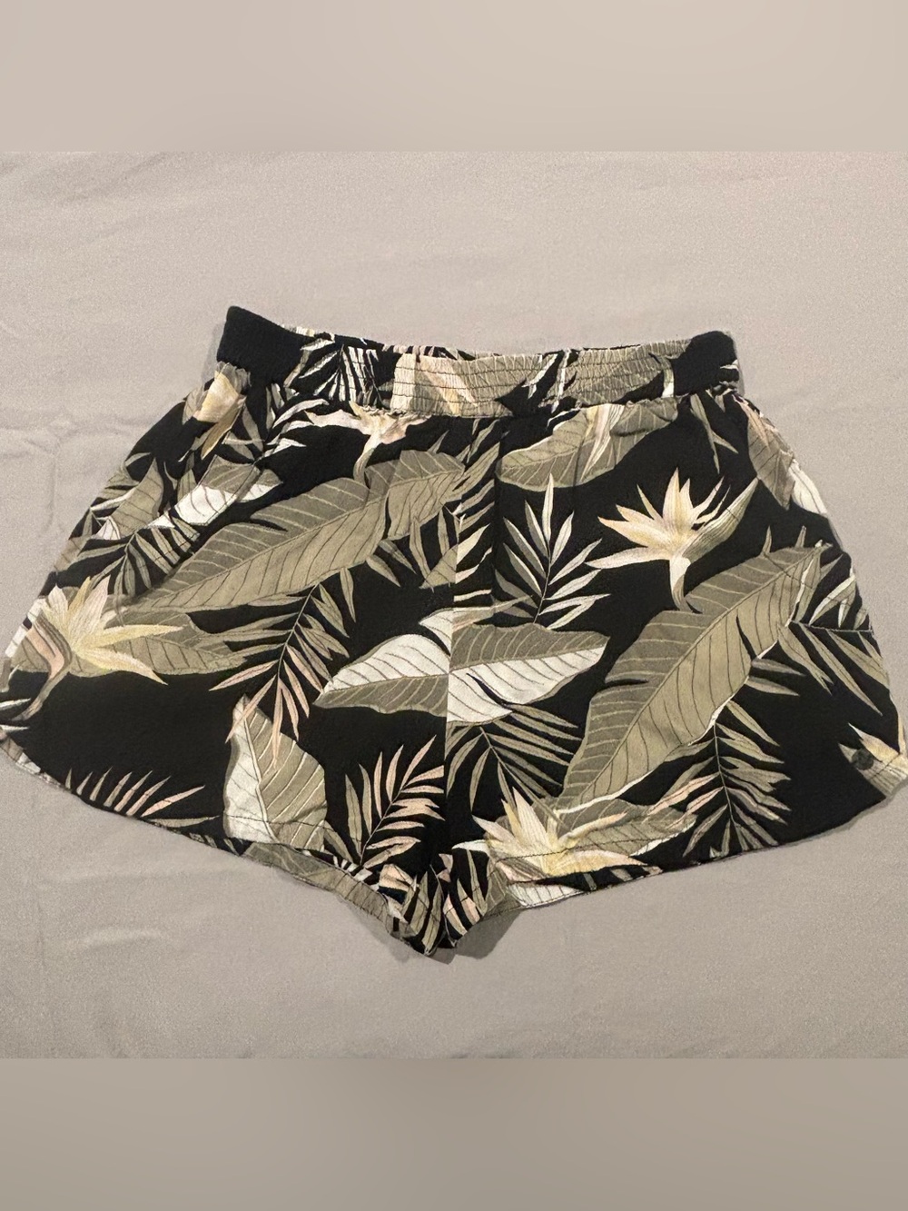 Volcom Black Tropical Leaf Athletic Shorts